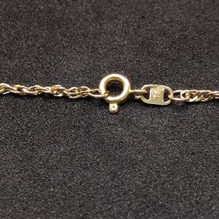 Cadena de oro de 18k. Peso: 6.75 g.