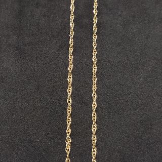 Cadena de oro de 18k. Peso: 6.75 g.