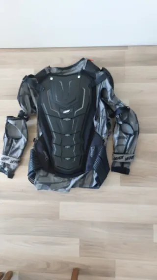 Peto OffRoad Integral Leatt XXL a estrenar