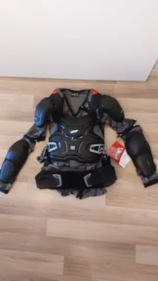 Peto OffRoad Integral Leatt XXL a estrenar