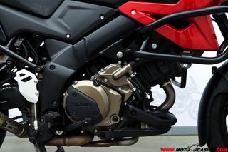 SUZUKI V-STROM 1050