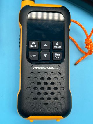 - Dynascan - Pareja de Walkie Talkies PMR-446 Su