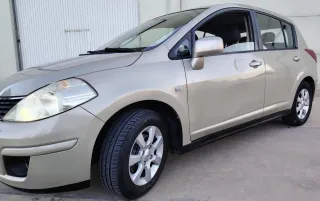 Nissan Tiida 2010