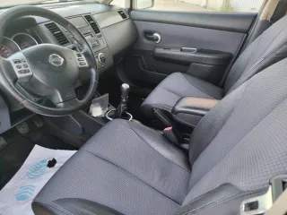 Nissan Tiida 2010