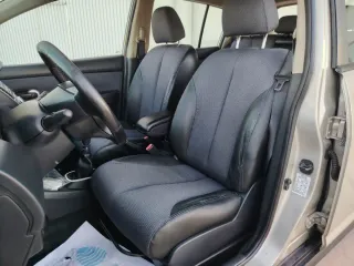 Nissan Tiida 2010