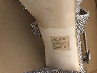 Sandalias KAREN MILLEN doradas y plateadas