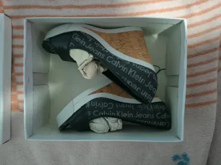 Cuñas Calvin Klein Jeans