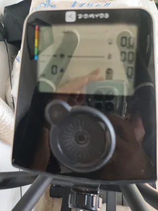 Elíptica negra y blanca decathlon