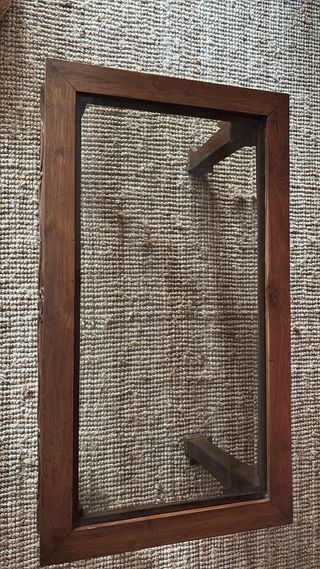 Mesa de centro de madera con cristal