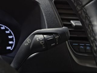 Ford Transit Custom 2.0 TDCI 150CV 320 TREND KOMBI SWB 4P 9 PLAZAS