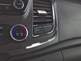 Ford Transit Custom 2.0 TDCI 150CV 320 TREND KOMBI SWB 4P 9 PLAZAS