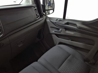 Ford Transit Custom 2.0 TDCI 150CV 320 TREND KOMBI SWB 4P 9 PLAZAS