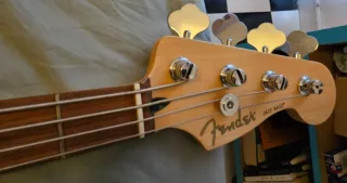Bajo Eléctrico Fender Jazz Bass Blanco