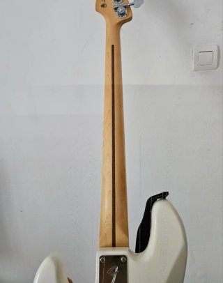 Bajo Eléctrico Fender Jazz Bass Blanco