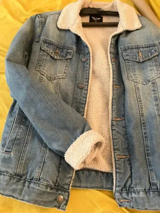 Cazadora vaquera forrada Talla M