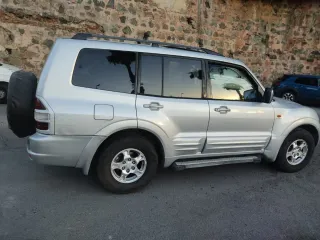 Mitsubishi Montero 2002