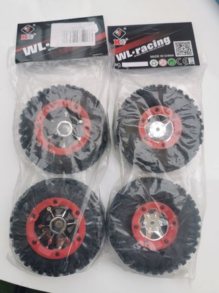 Juego de ruedas y neumáticos