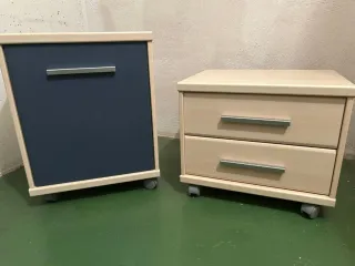 Cama canapé abatible + 2 mesitas con ruedas