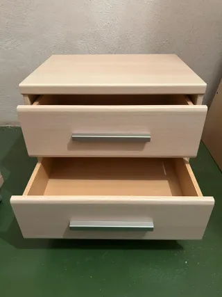 Cama canapé abatible + 2 mesitas con ruedas