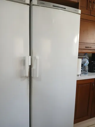 Congelador vertical Siemens