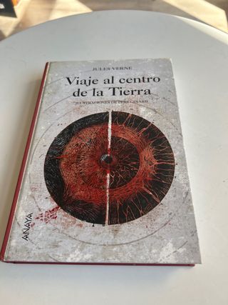 Viaje al centro de la Tierra - Jules Verne