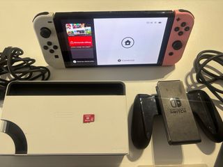 Nintendo Switch OLED Blanca y Rosa + Juegos