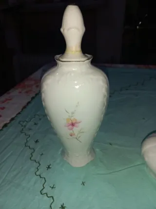 Juego tocador porcelana flores