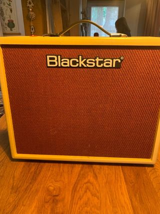 Amplificador Guitarra Blackstar Debut 50R