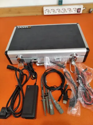 Osciloscopio HDS3102M-N 100MHz 2 Canales