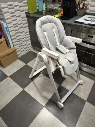 Trona Shom reclinable y plegable