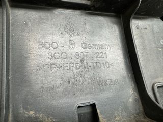 Defensa Passat 2010 Xenon