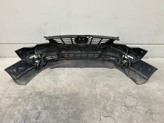 Defensa Passat 2010 Xenon