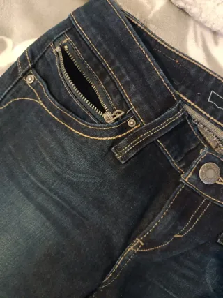 Jeans Levis aderenti