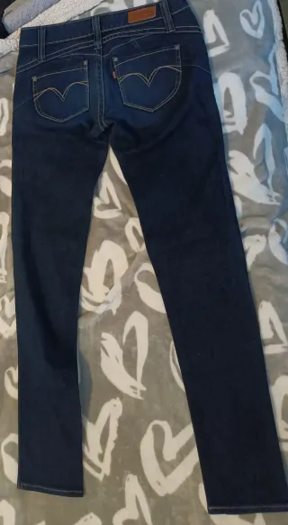 Jeans Levis aderenti