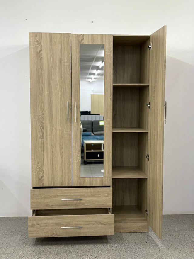 CHOLLO!! Armario 3 puertas con espejo y cajones