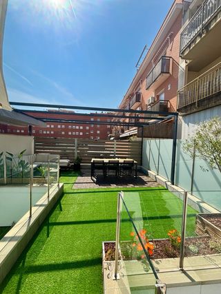 Piso planta baja con terrazas en Eixample Mataró