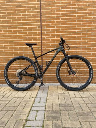 Bicicleta MTB Carbono - Giant XTC Advanced - M