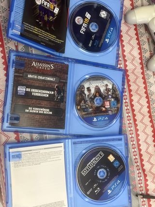 PlayStation 4 con 1 mando.