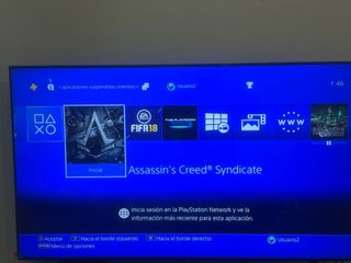 PlayStation 4 con 1 mando.