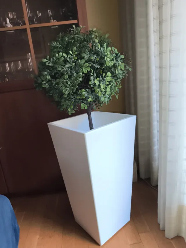 Macetero moderno blanco diseño