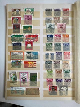 Lote variado de sellos.