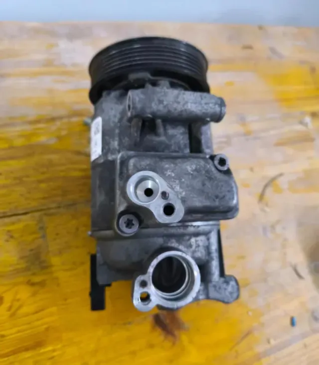 Compresor de aire acondicionado