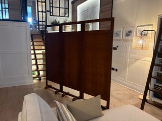Biombo separador de ambientes madera