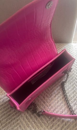 Bolso fiesta Zara rosa efecto piel cocodrilo