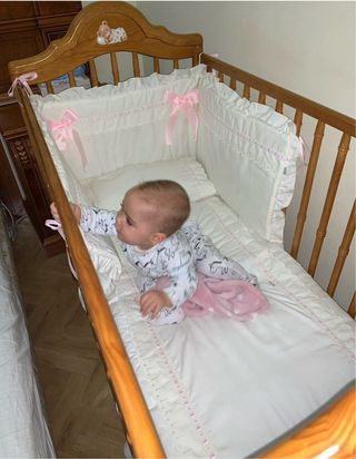 Cuna de madera en perfecto estado tamaño estandar