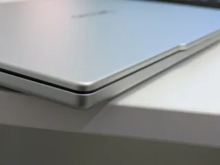 Lenovo Slim 5 13ARP10 Plata