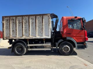 Mercedes ATEGO 1624 grua y volquete