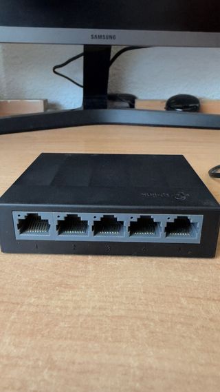 TP-Link Hub 5 Puertos Ethernet Negro