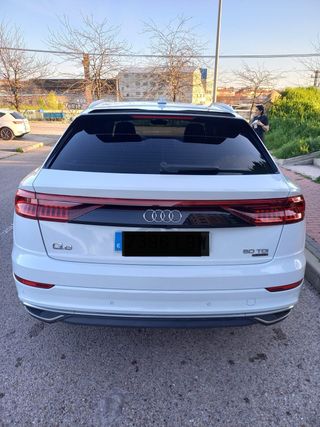 Audi Q8 2020