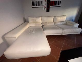Sofá Chaise Longue Blanco Esta pelado lo que se ve